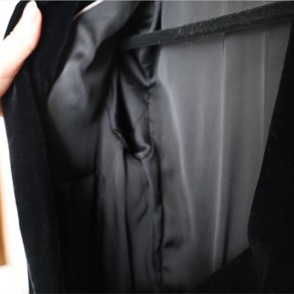 Mango Classic Black Velvet Blazer - Picture 7 of 7